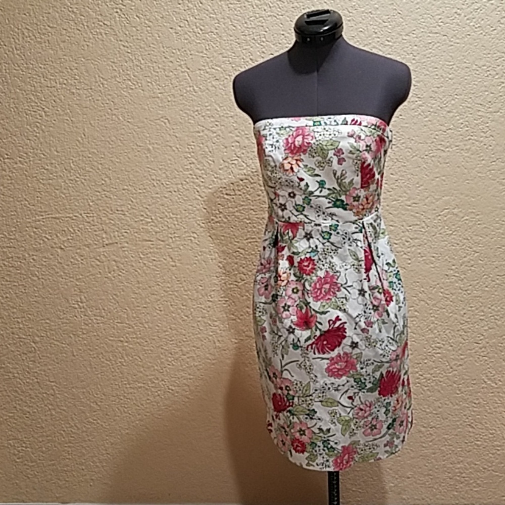 Old Navy Botany Floral print strapless dress
